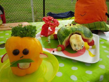 Sculptures de légumes au jardin